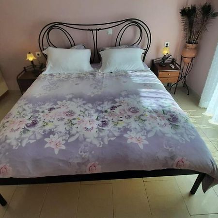 Ioannis - Room With Balcony Near Limnopula Gavrolimni المظهر الخارجي الصورة